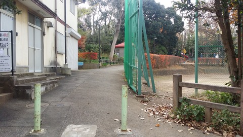 須和田公園の入口1