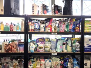 「もったいない」を減らす訳あり商品店「iiKaKaKu ICHIKAWA」が本八幡に8/8オープン
