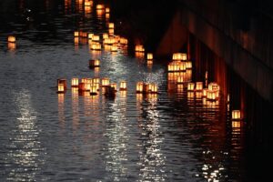 市川真間・灯籠流し